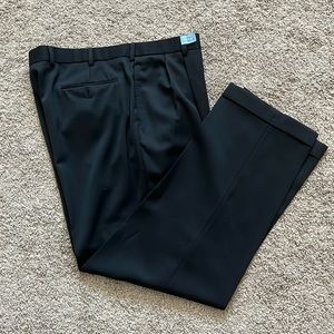 Brooks Brothers Madison Fit Wool Pleat-Front Trousers